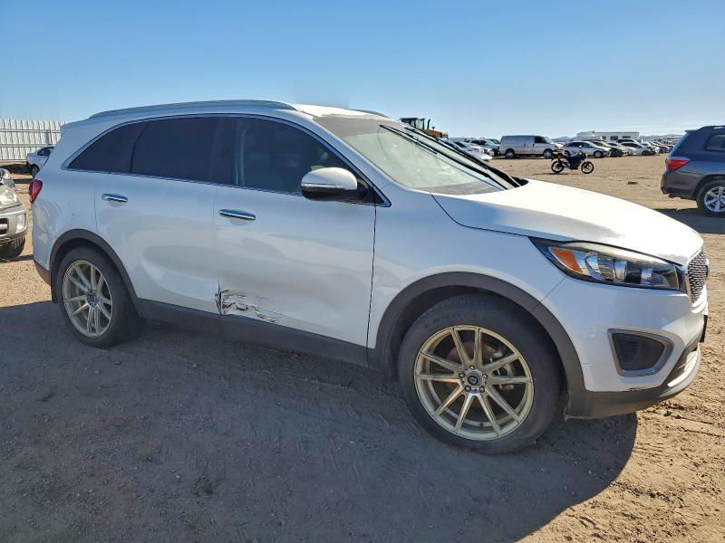 Фото 4 - KIA SORENTO