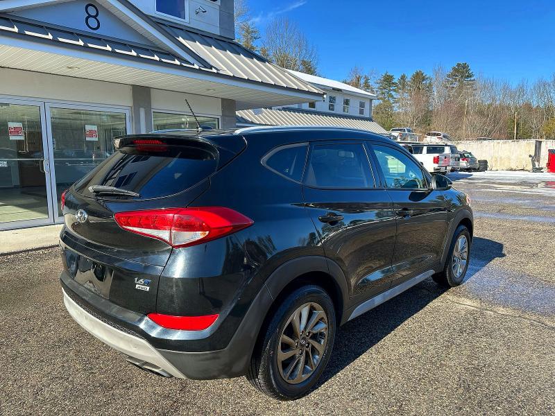 Фото 4 - HYUNDAI TUCSON