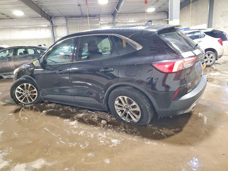 Фото 2 - FORD ESCAPE