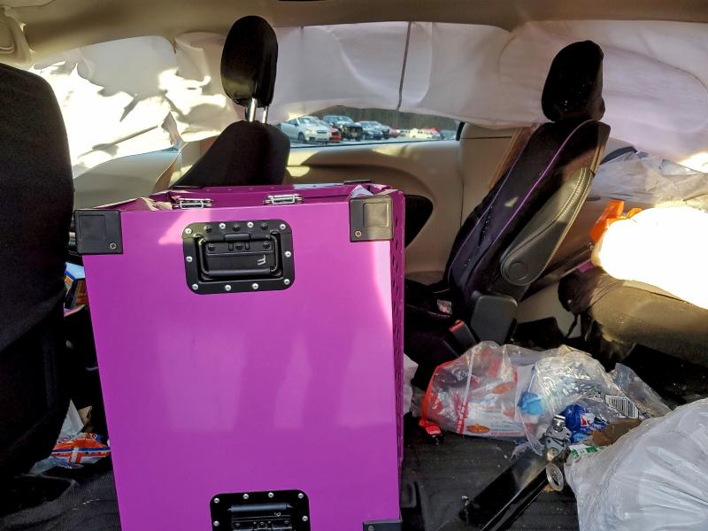 Фото 11 - CHRYSLER MINIVAN