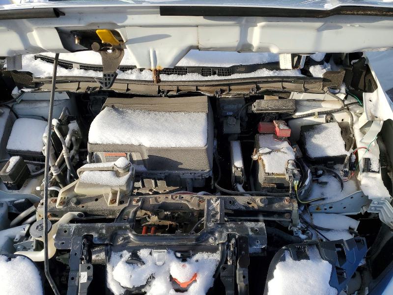 Фото 11 - NISSAN LEAF