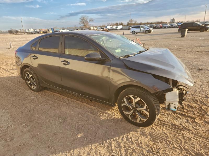 Фото 4 - KIA FORTE