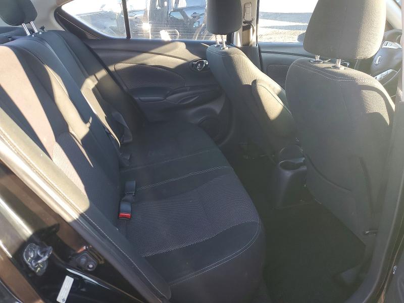 Фото 10 - NISSAN VERSA