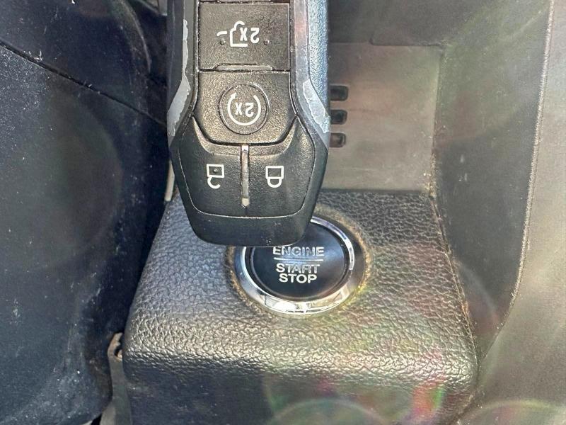 Фото 12 - FORD F-150