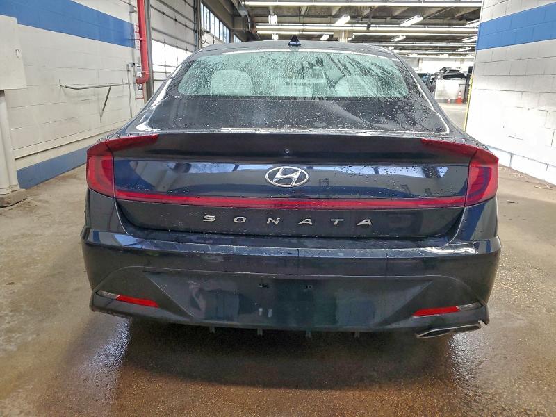 Фото 6 - HYUNDAI SONATA