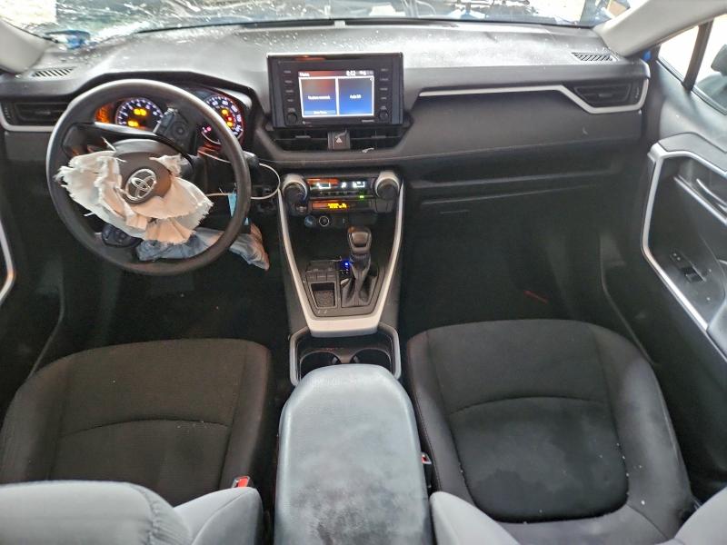 Фото 8 - TOYOTA RAV4