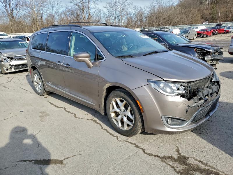 Фото 4 - CHRYSLER PACIFICA