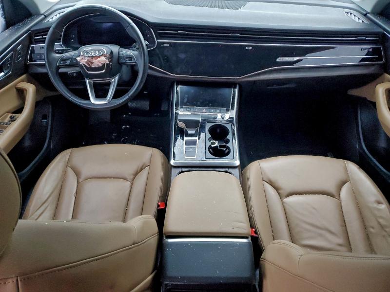 Фото 8 - AUDI Q8