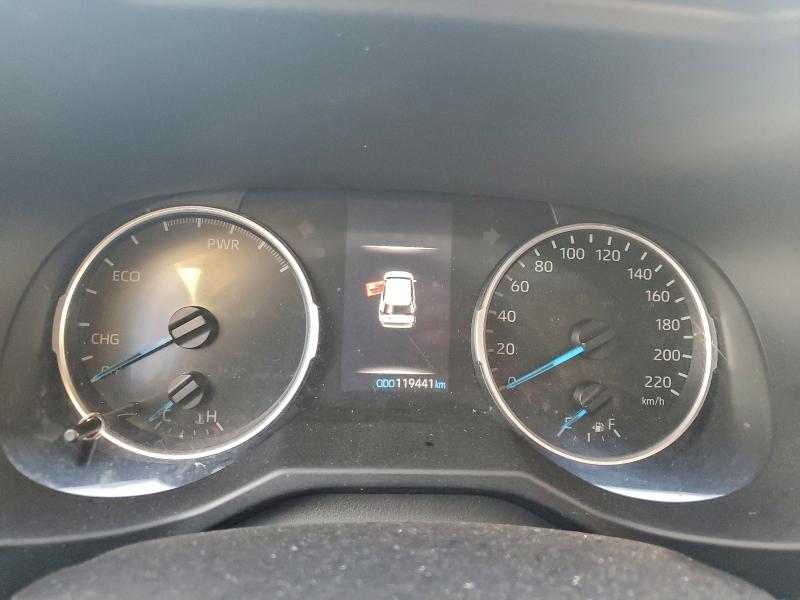 Фото 9 - TOYOTA RAV4