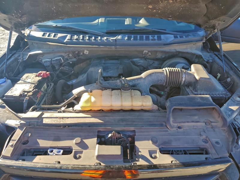 Фото 11 - FORD F-150