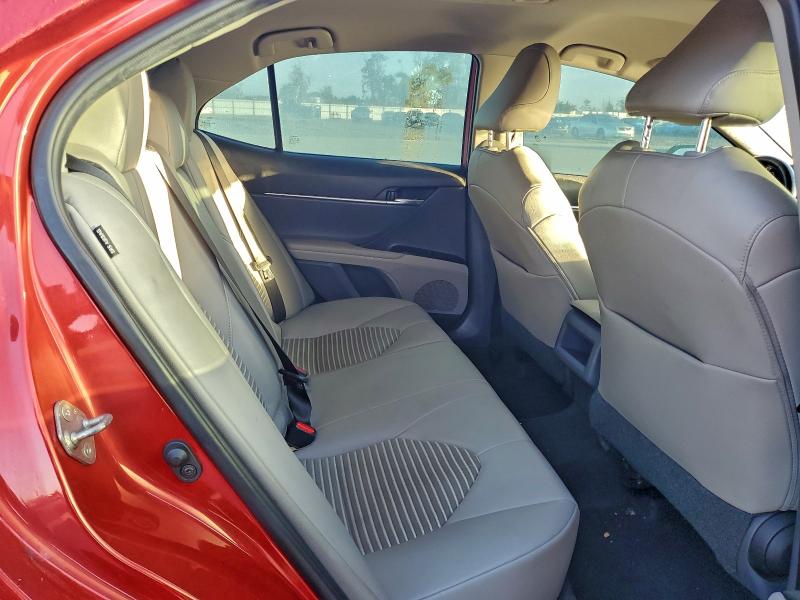 Фото 10 - TOYOTA CAMRY