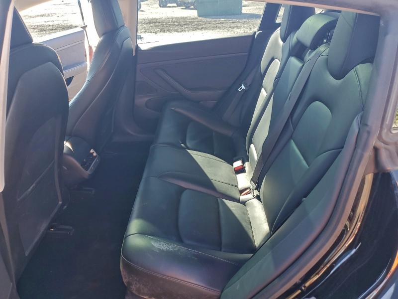 Фото 10 - TESLA MODEL 3