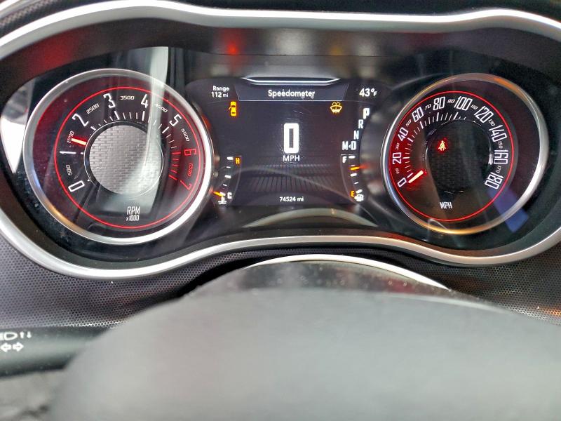 Фото 9 - DODGE CHALLENGER