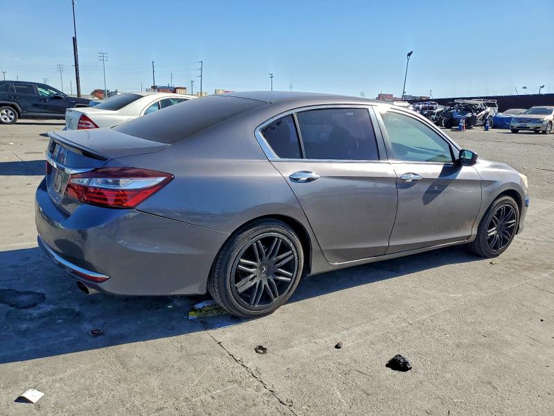 Фото 3 - HONDA ACCORD