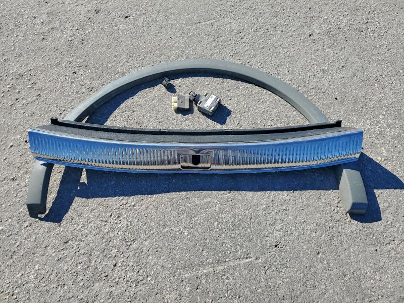 Фото 13 - AUDI SQ5