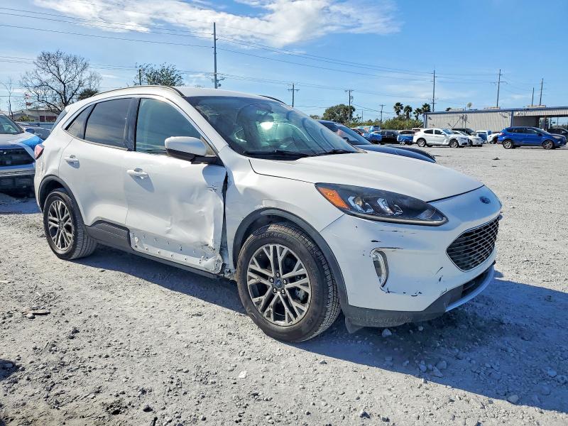 Фото 4 - FORD ESCAPE