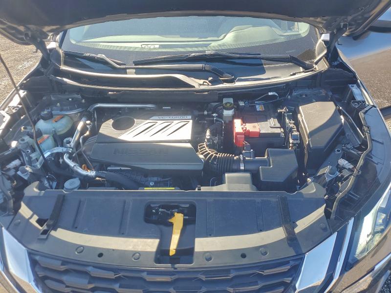 Фото 11 - NISSAN ROGUE