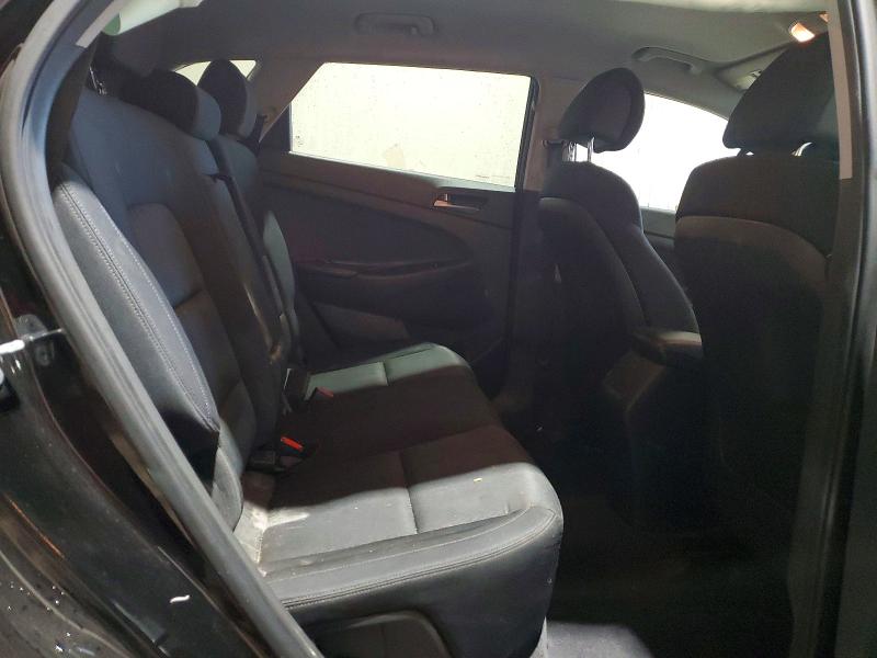 Фото 11 - HYUNDAI TUCSON