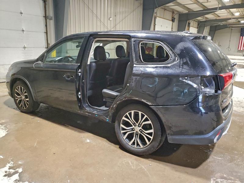 Фото 2 - MITSUBISHI OUTLANDER