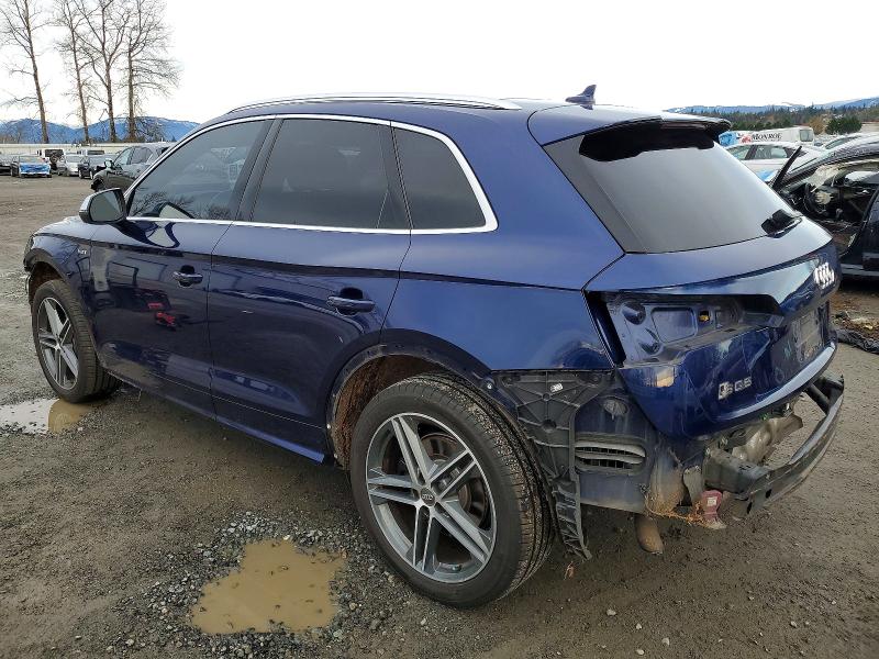 Фото 2 - AUDI SQ5