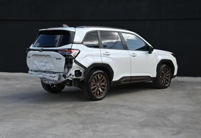 Фото 4 - SUBARU FORESTER