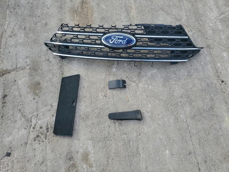 Фото 13 - FORD EXPLORER