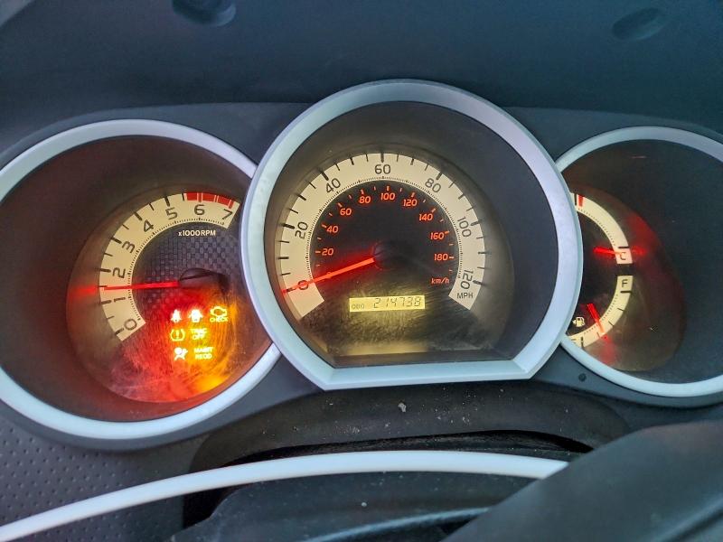 Фото 9 - TOYOTA TACOMA