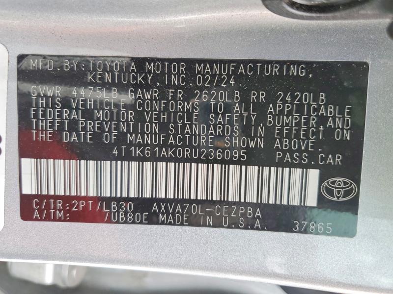 Фото 13 - TOYOTA CAMRY