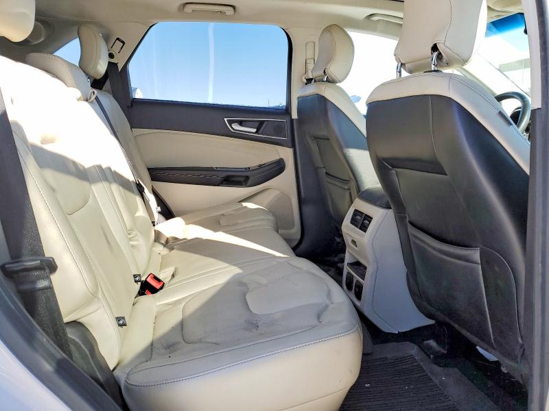 Фото 11 - FORD EDGE