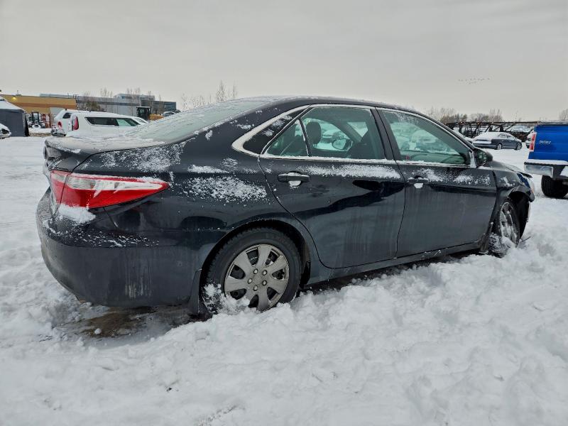 Фото 3 - TOYOTA CAMRY