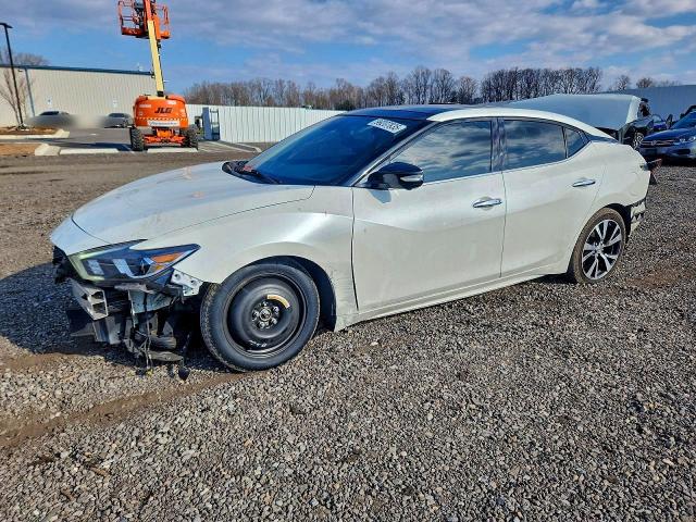 Фото 1 - NISSAN MAXIMA