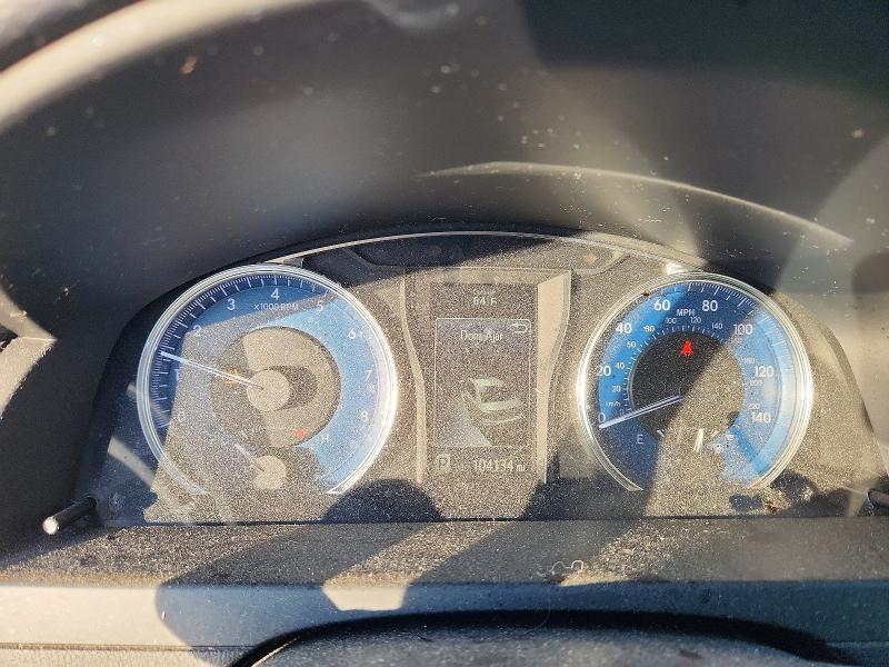 Фото 9 - TOYOTA CAMRY