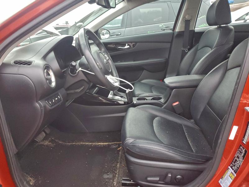 Фото 7 - KIA FORTE