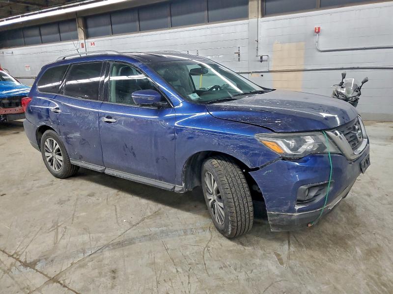 Фото 4 - NISSAN PATHFINDER