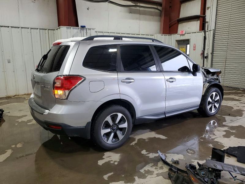 Фото 3 - SUBARU FORESTER