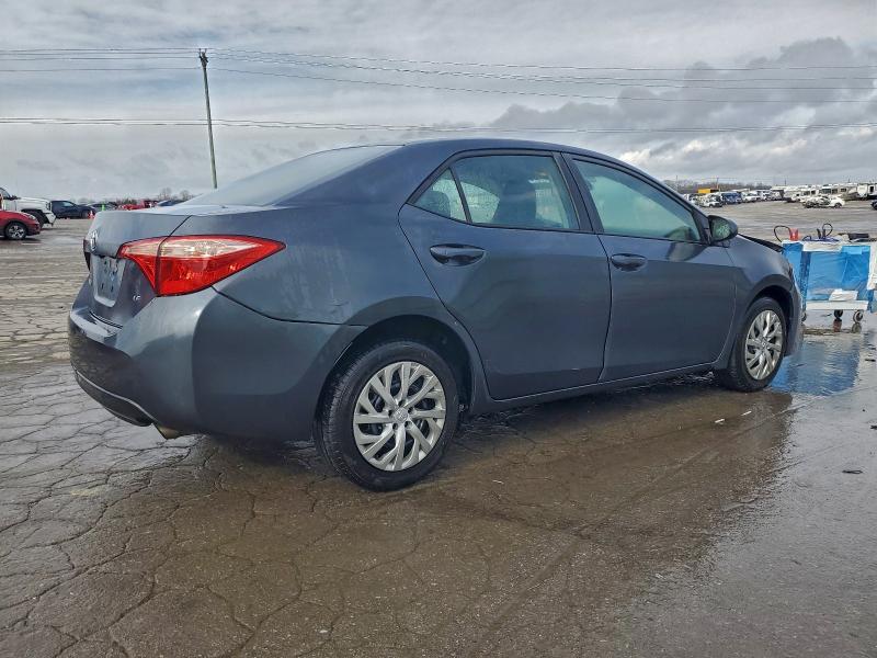 Фото 3 - TOYOTA COROLLA