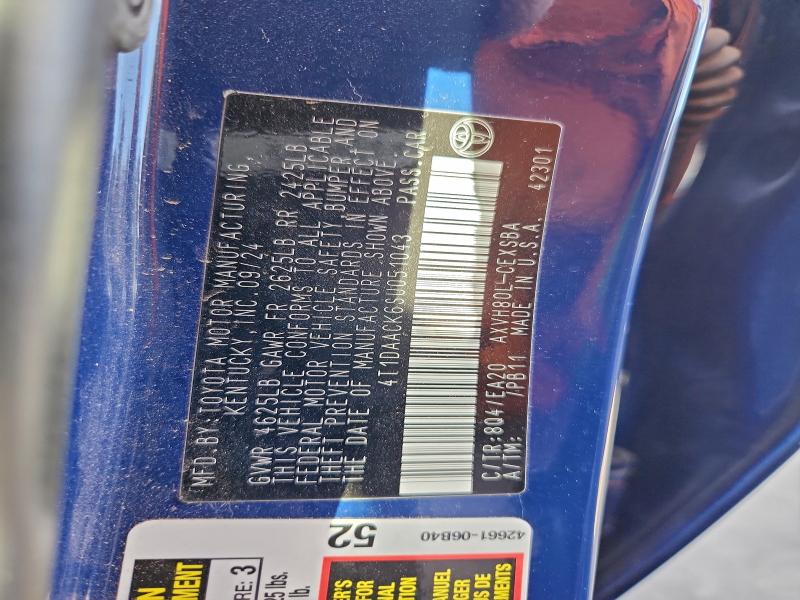 Фото 13 - TOYOTA CAMRY