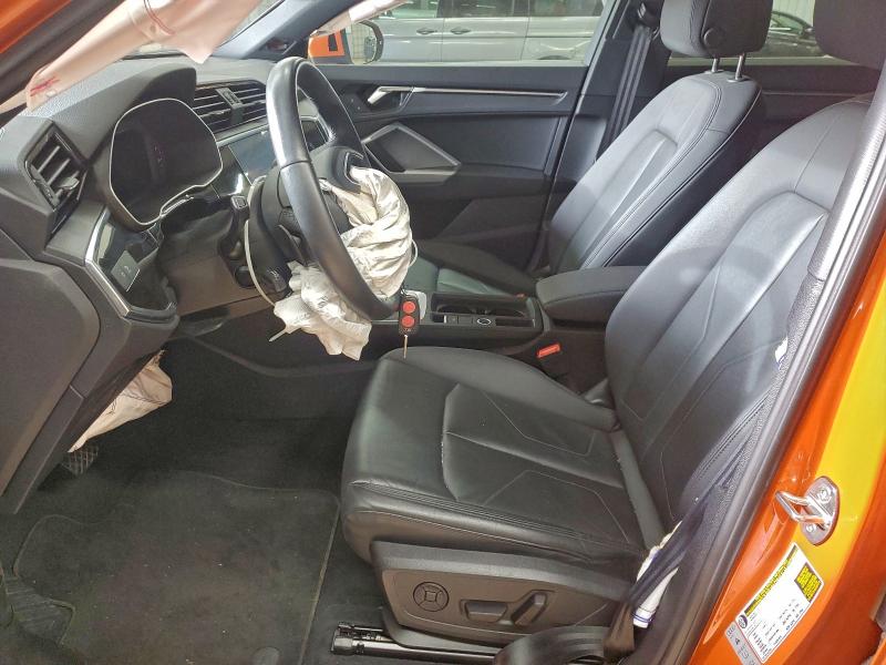 Фото 7 - AUDI Q3