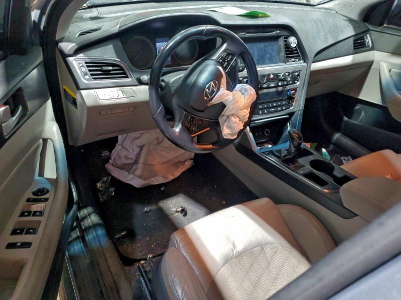 Фото 8 - HYUNDAI SONATA