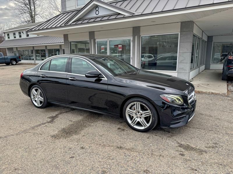 Фото 1 - MERCEDES-BENZ E-CLASS