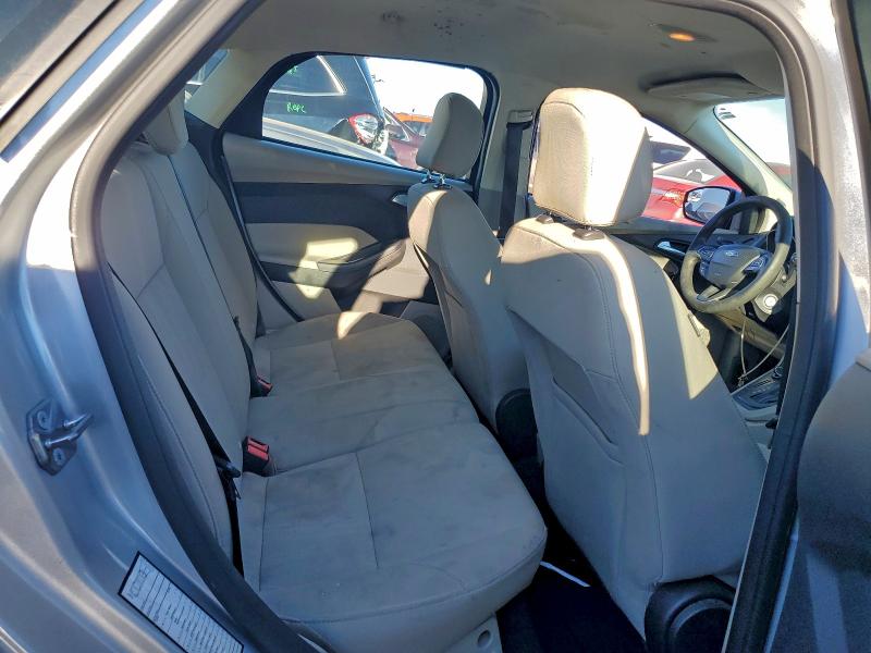 Фото 10 - FORD FOCUS