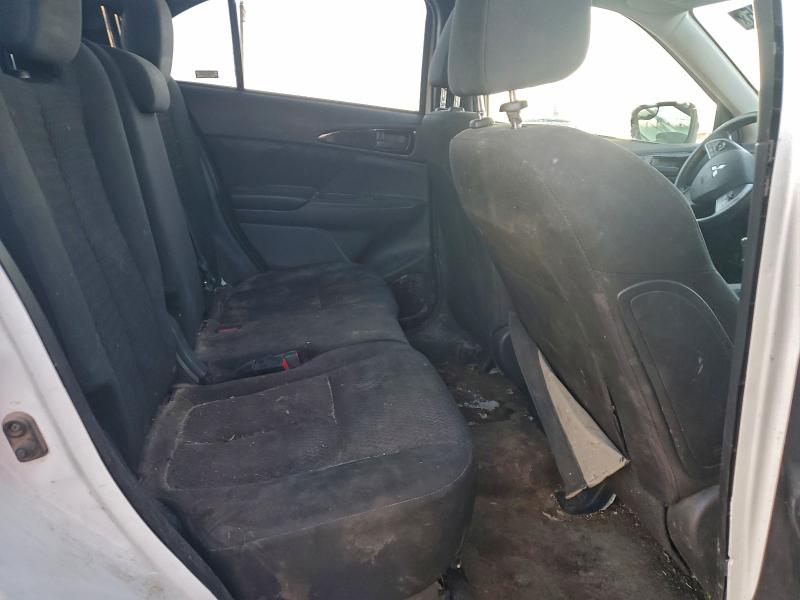 Фото 10 - MITSUBISHI ECLIPSE