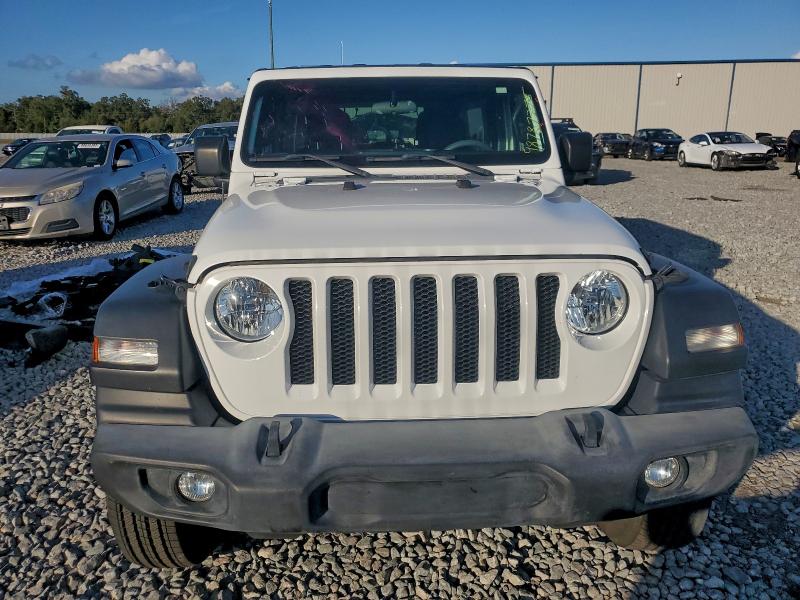 Фото 5 - JEEP WRANGLER