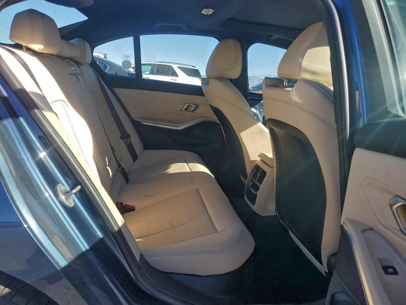 Фото 10 - BMW 3 SERIES