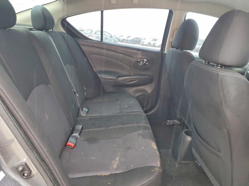 Фото 10 - NISSAN VERSA