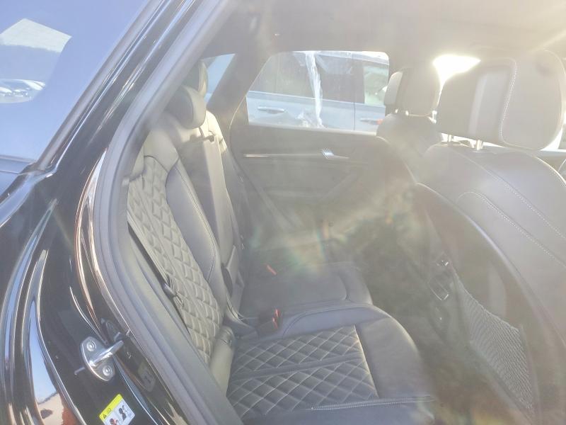 Фото 11 - AUDI SQ5