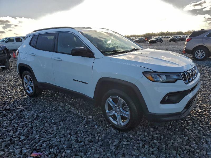 Фото 4 - JEEP COMPASS