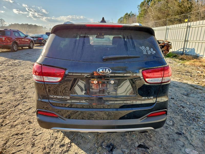 Фото 6 - KIA SORENTO