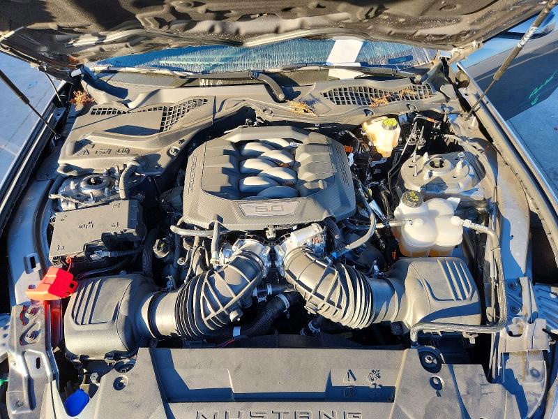 Фото 11 - FORD MUSTANG