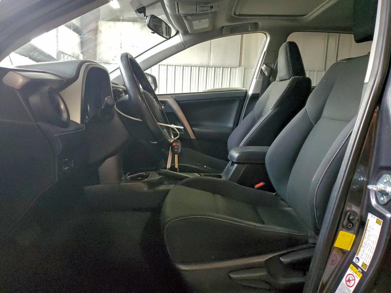 Фото 7 - TOYOTA RAV4